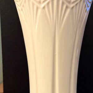 Lenox Classic Fan Vase - 12 inch
